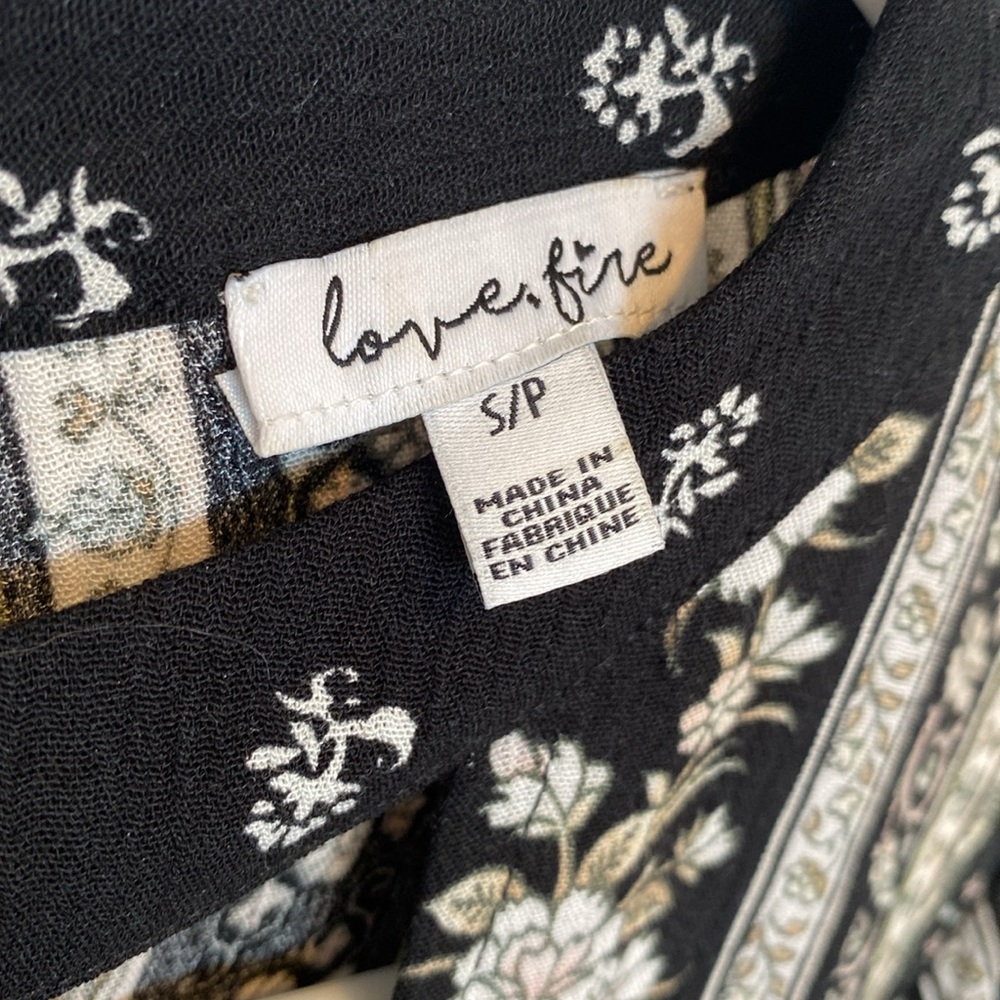 Love, fire Choker‎ print blouse S - Picture 4 of 7